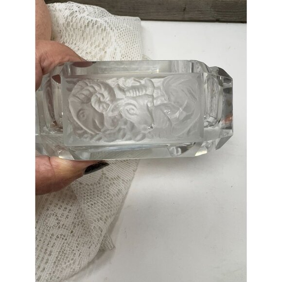 Vintage Bohemian Crystal Ashtray With Frosted Zodiac Design Elegant  & Heavy - Picture 10 of 16